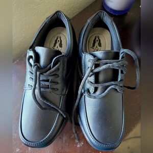 Hush Puppies Kids Dress Shoes new without box size 3M